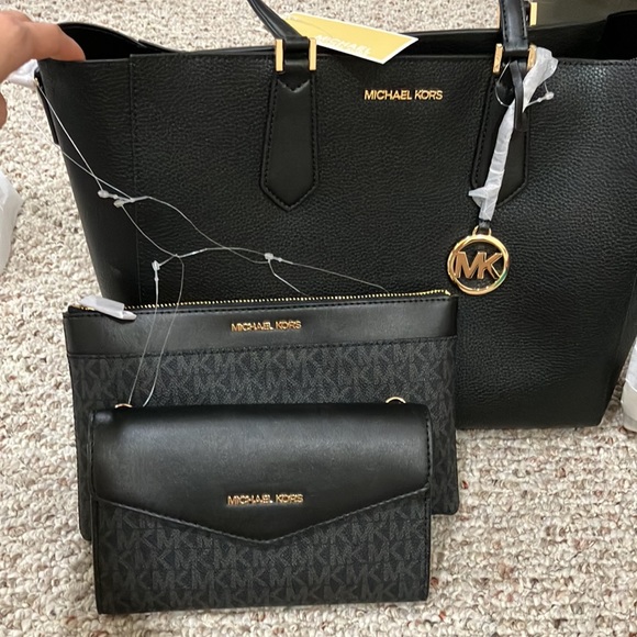 MK Kimberly Large Pebbled Leather and Logo 3-in-1 Tote Bag Set 35H9GKFT9T - Picture 17 of 17